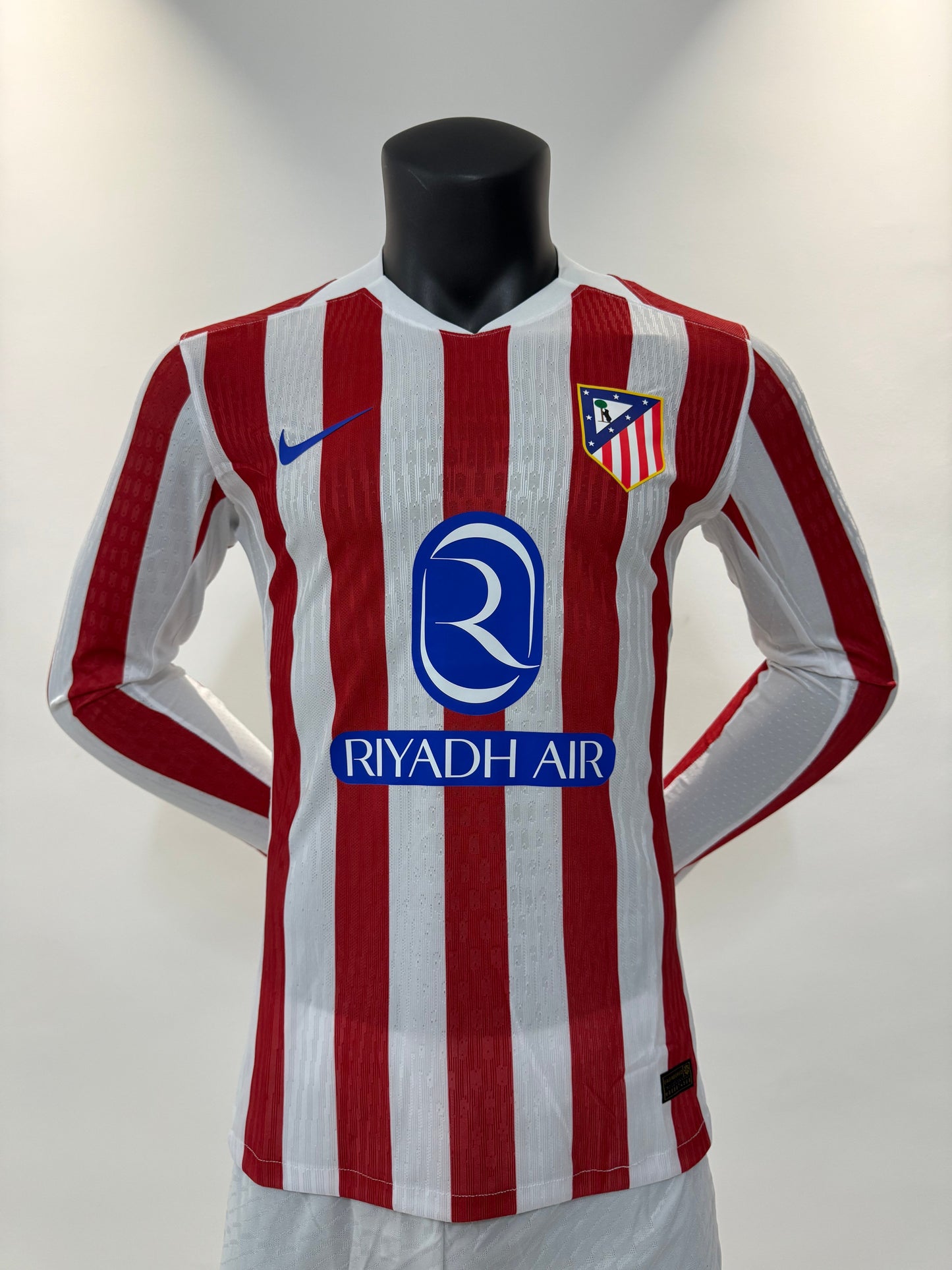 25/26 Atlético Madrid Local - Jugador Manga Larga
