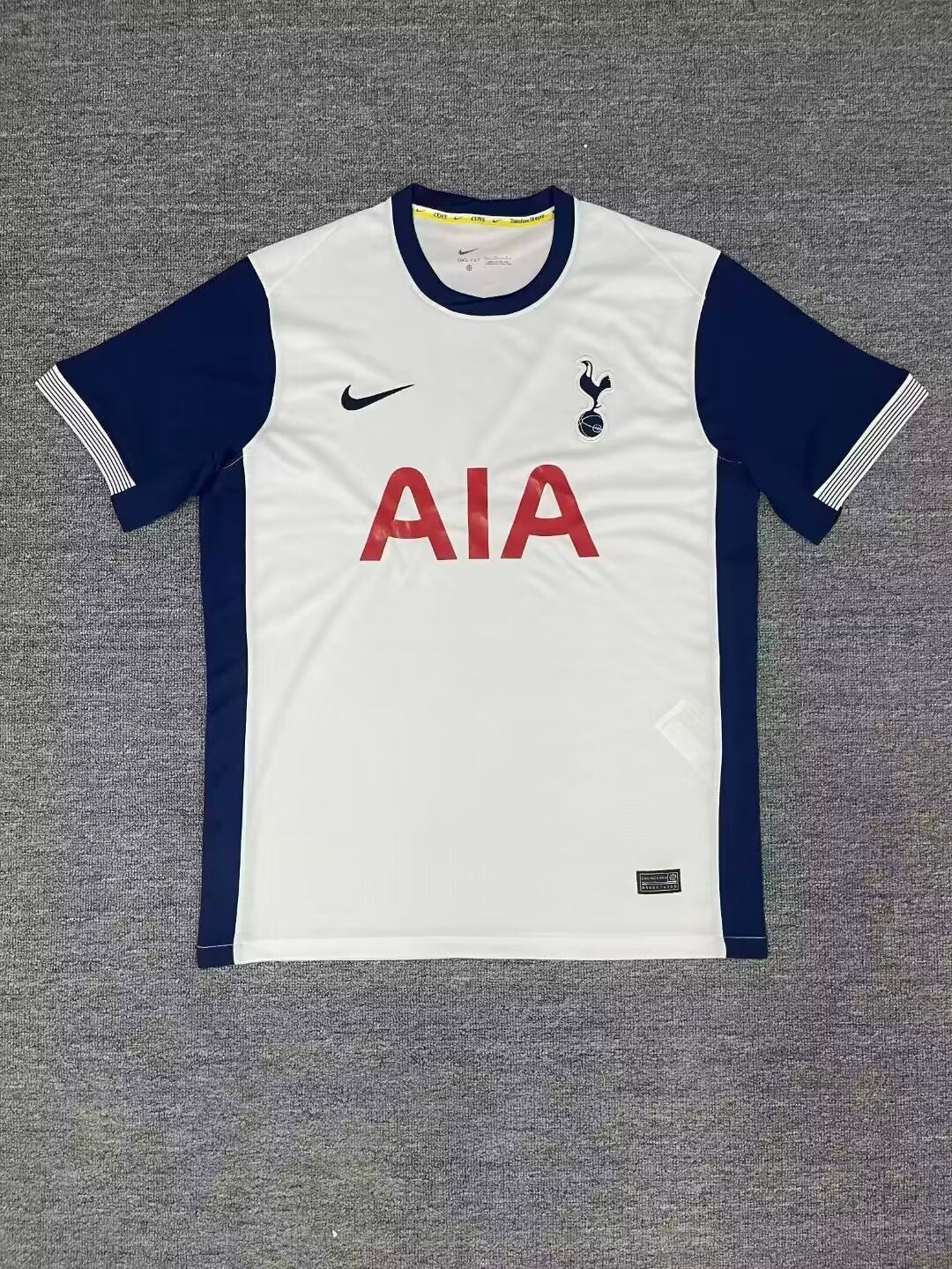 24/25 Tottenham Local - Aficionado