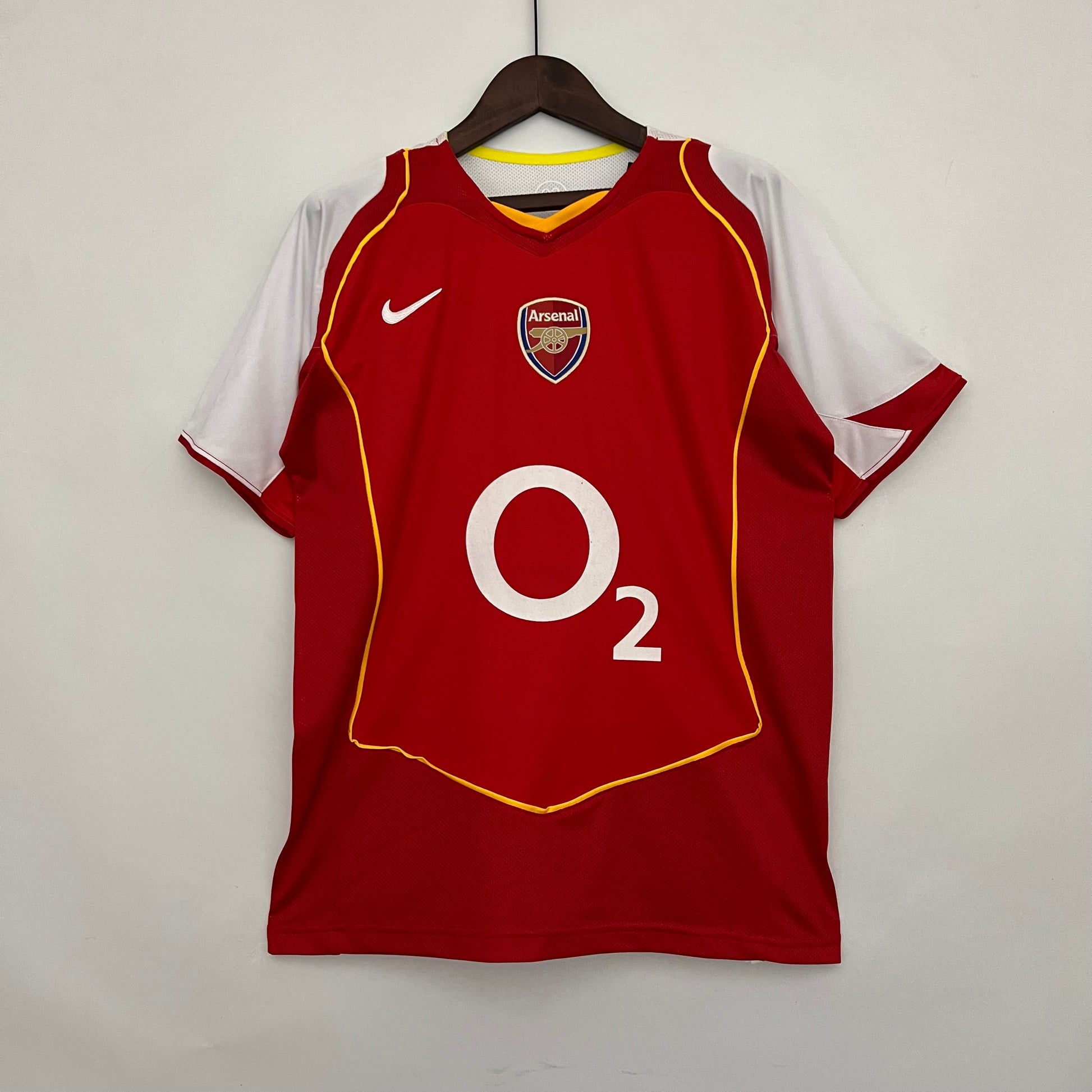 Retro 04/05 Arsenal Local