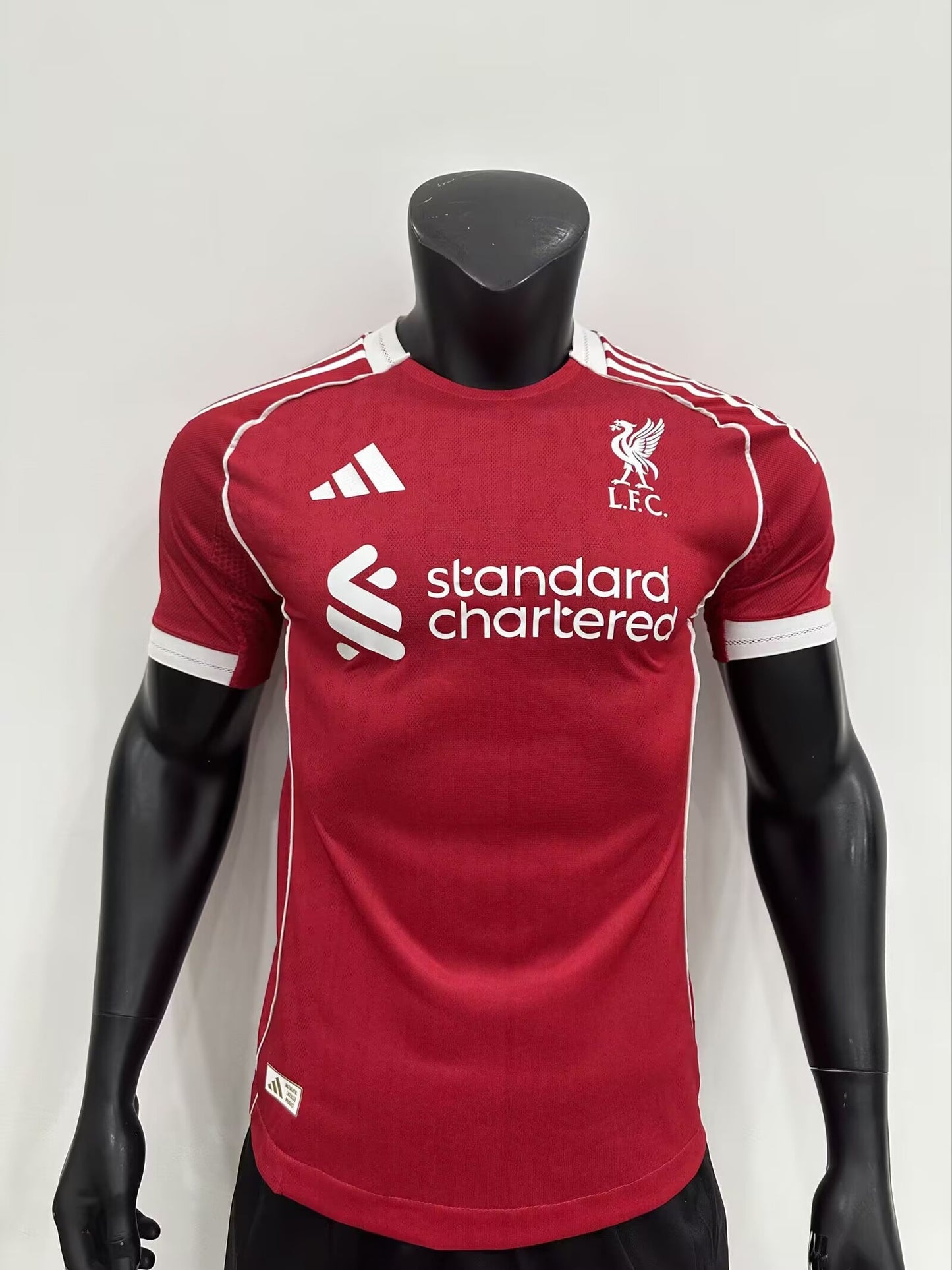 25/26 Liverpool Local - Jugador