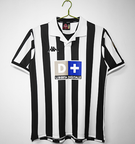Retro 99/00 Juventus Local Alterna