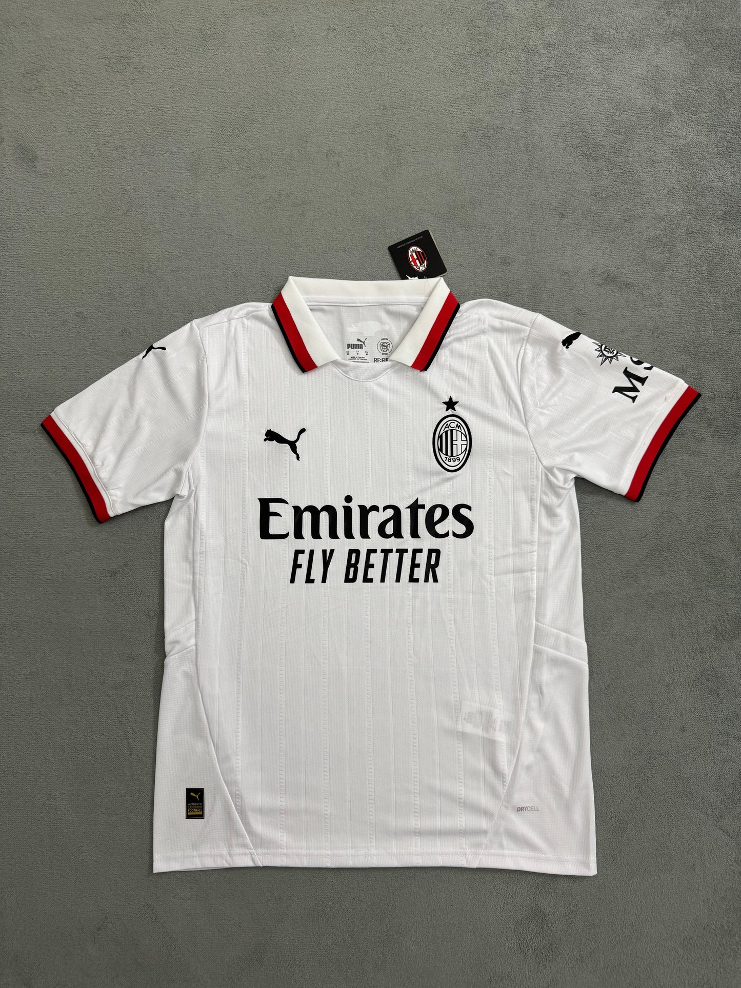 24/25 AC Milan Visita - Aficionado