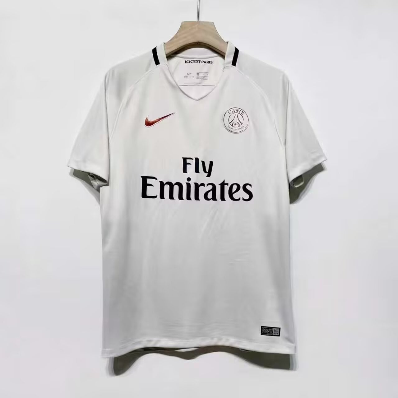 Retro 16/17 PSG Segunda Visita