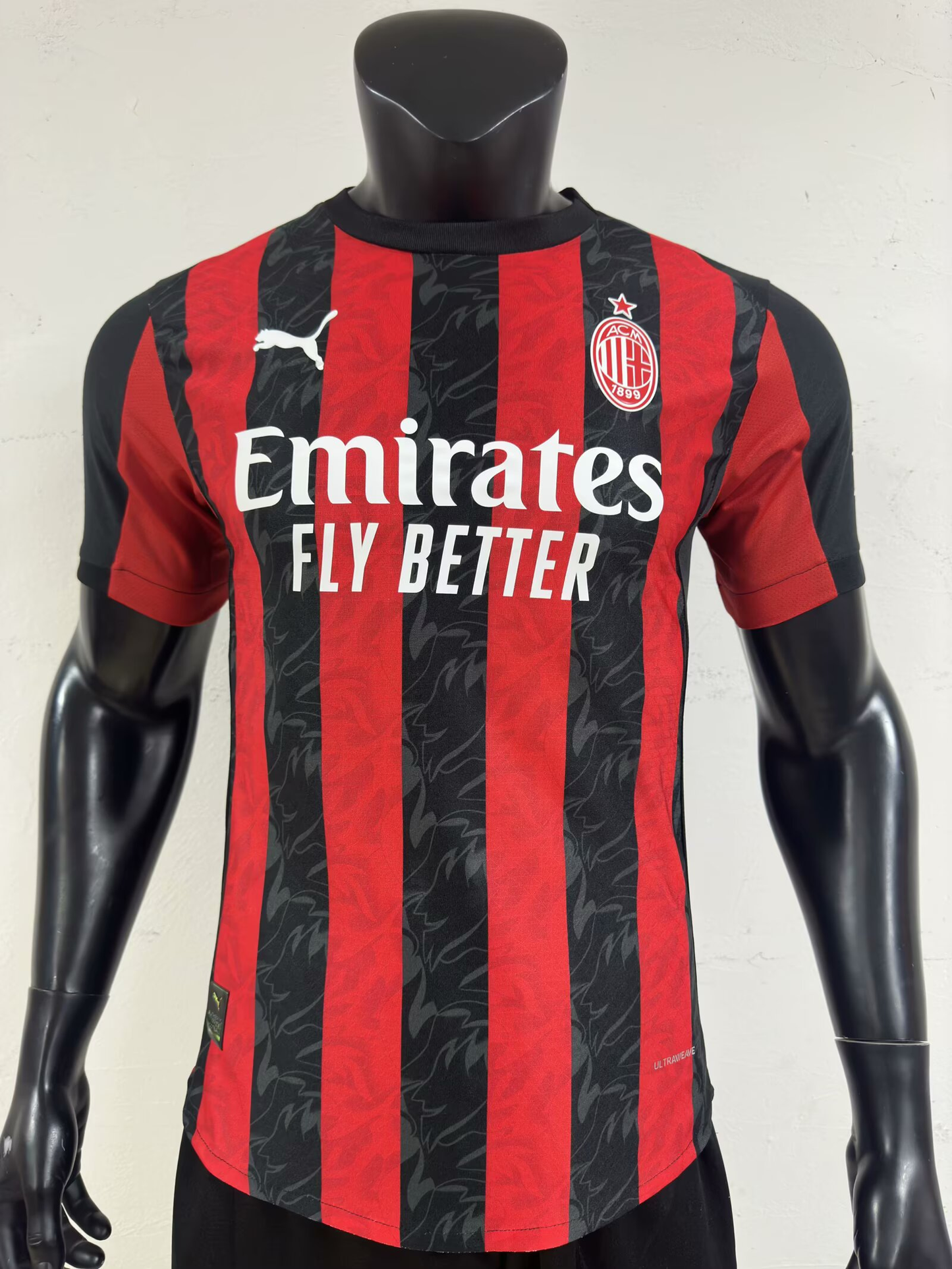 25/26 AC Milan Local - Jugador