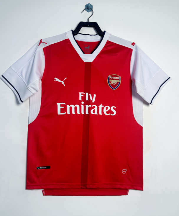 Retro 16/17 Arsenal Local