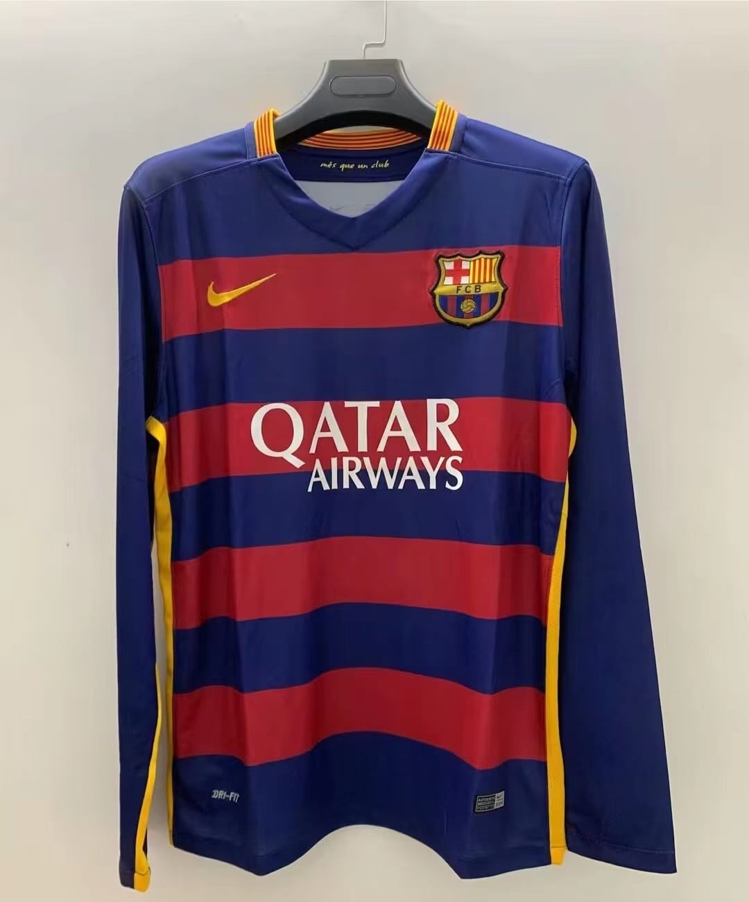 Retro 15/16 Barcelona Visita Manga Larga
