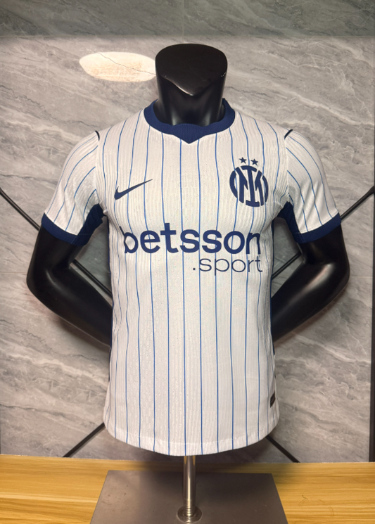 26/27 Inter Milan Visita