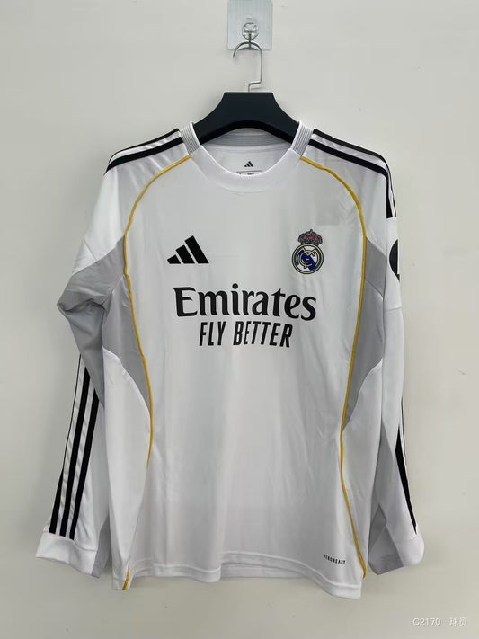 Versión Aficionado 25/26 Real Madrid Local long-sleeved