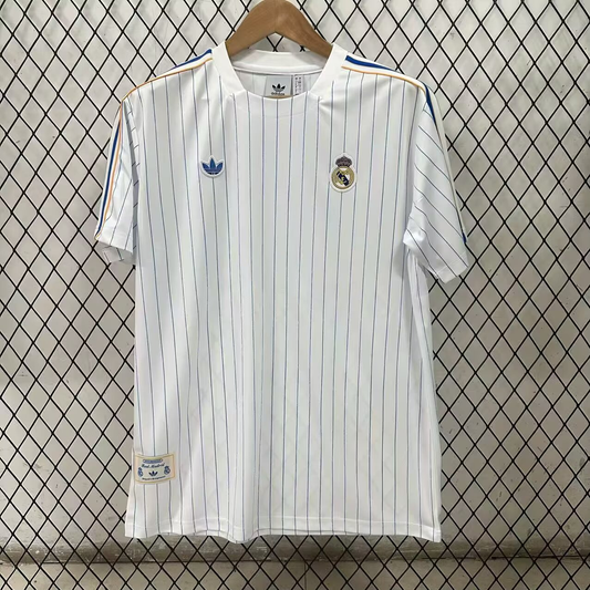 Retro 16/17 Real Madrid retro white edition