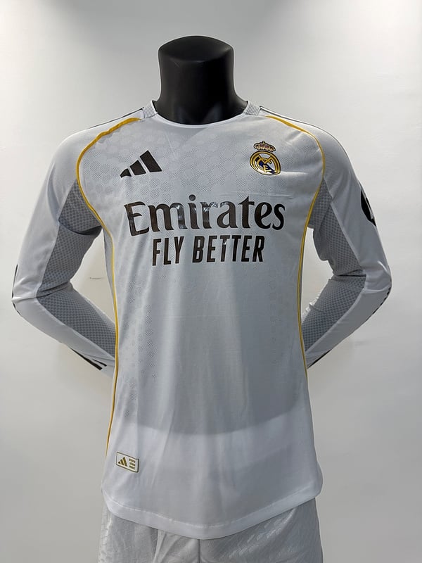 25/26 Real Madrid Local - Jugador Manga Larga
