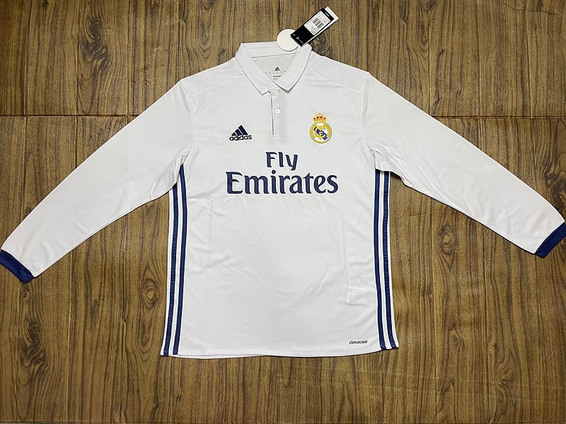 Retro 16/17 Real Madrid Local - Larga