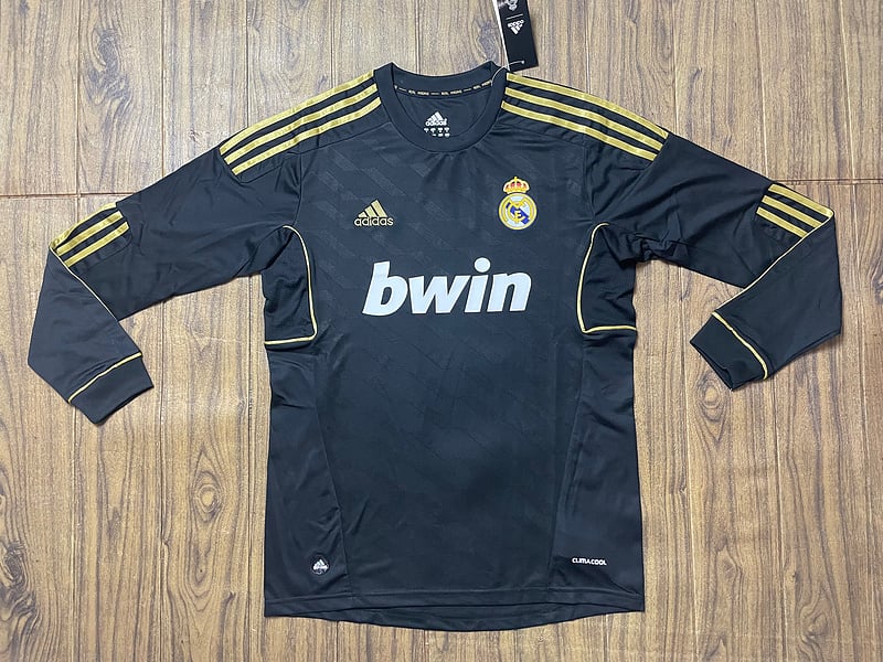 Retro 11/12 Real Madrid Visita - Larga